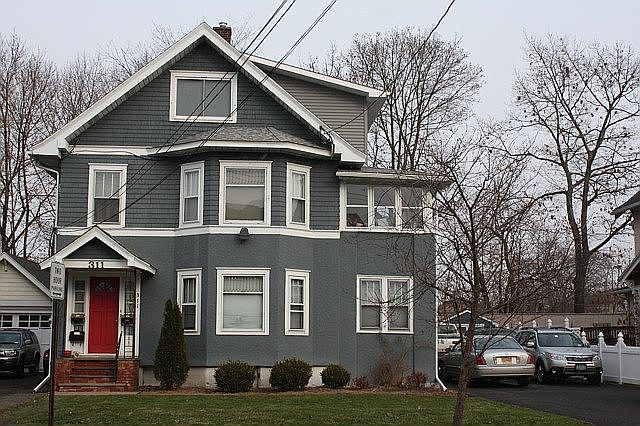 1st image of 311 Grant Ave