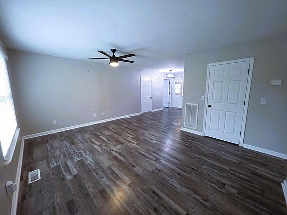 5th image of 1403 Ninety Seven Springs Rd NE