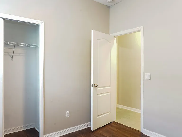 1859 Castleton Dr — Photo 11