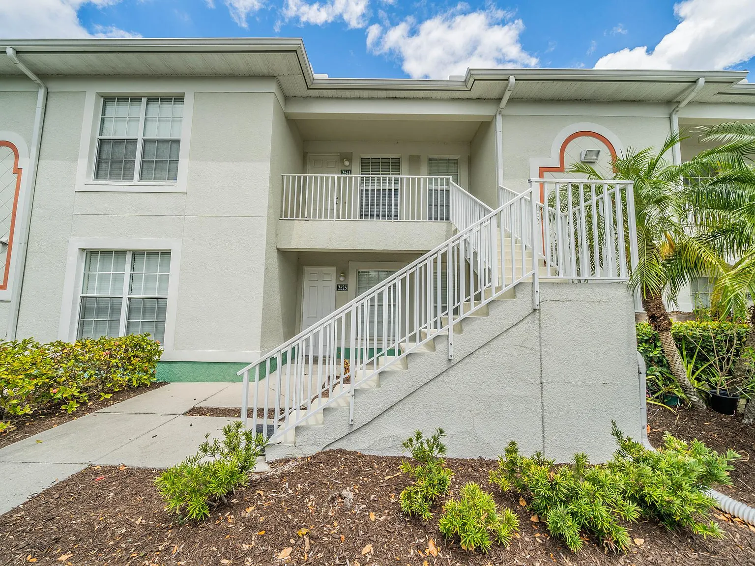 3 bed, 1260 sqft, $1,540 — Photo 1