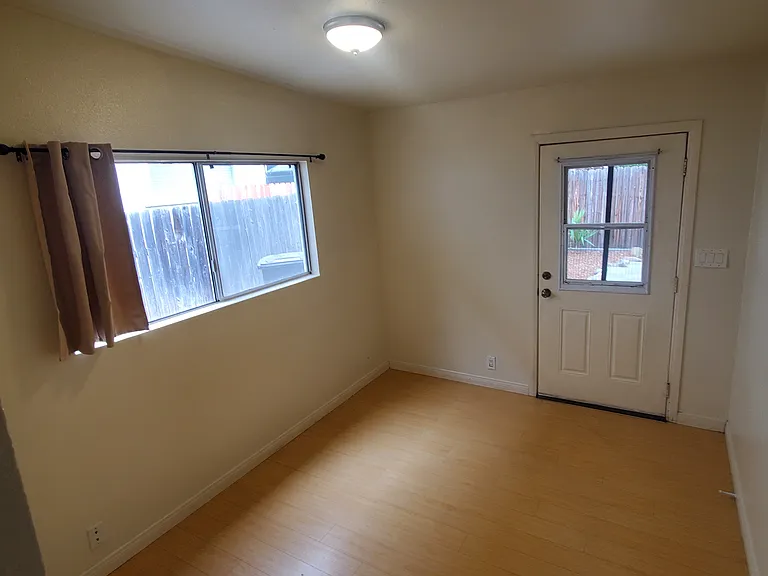 51 Sycamore Dr — Photo 10
