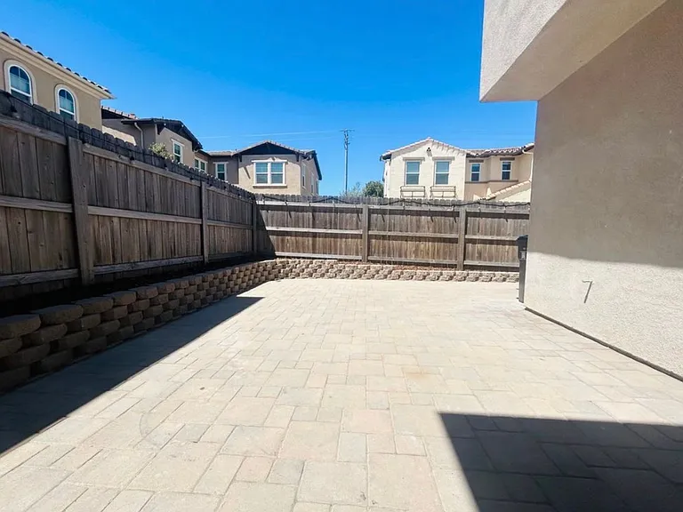 1172 Fox Field Ln — Photo 21