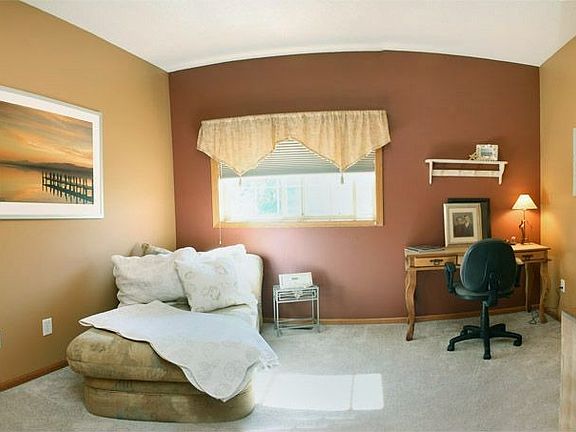 2nd image of 13792 Dahlia Dr