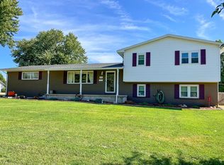 171 Aspen Rd, Salina, KS 67401