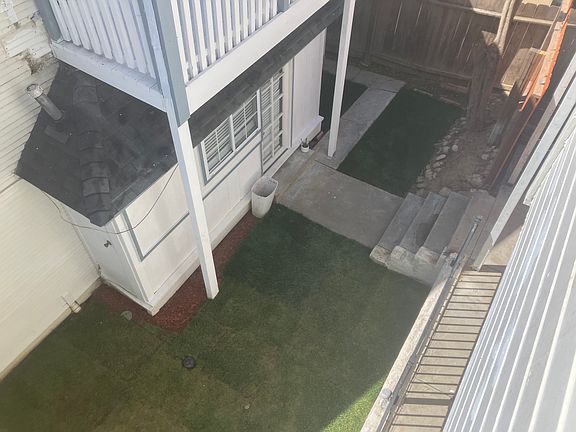 4th image of 1840 Chalcedony St