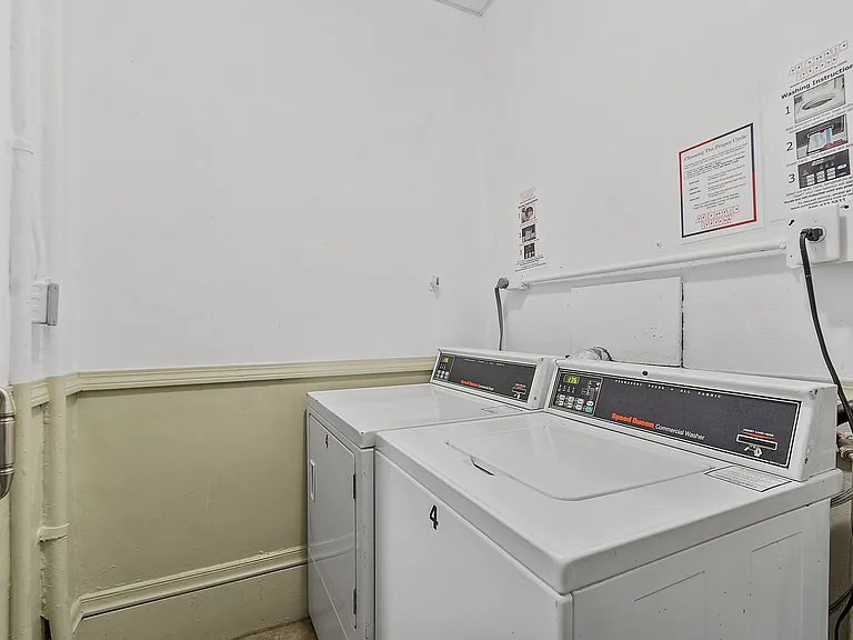 271 Dartmouth St #4H — Photo 24