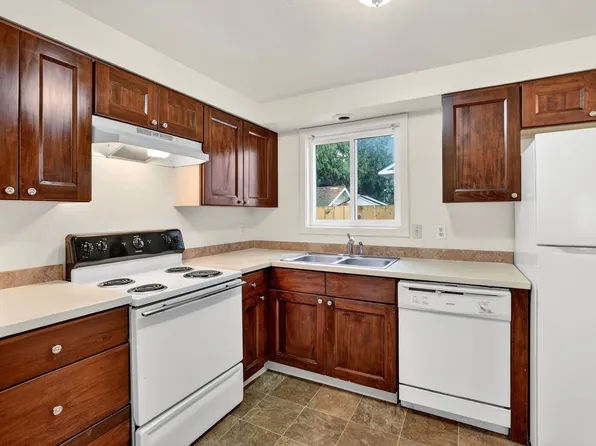 4803 NE Killingsworth St, Portland, OR 97218