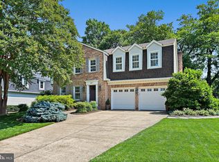 207 Ceret Ct SW, Vienna, VA 22180