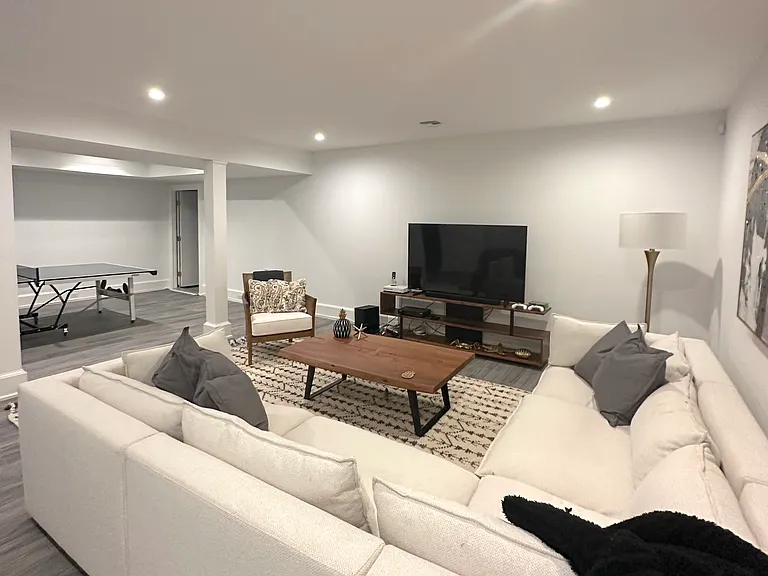 Woodcrest Dr — Photo 25