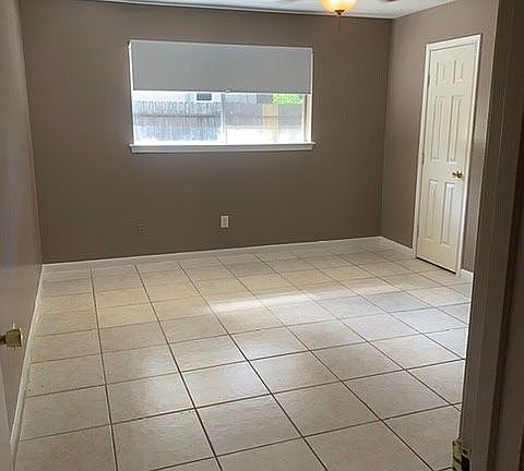 4th image of 12934 Westella Dr