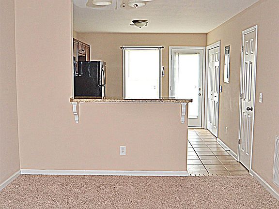 5th image of 769 Cherrybark Ln APT H