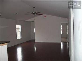 2nd image of 11 Gordian St