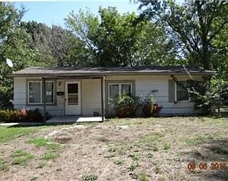 1st image of 2505 S 48th St