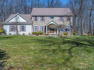 262 Mission Rd, Hackettstown, NJ 07840