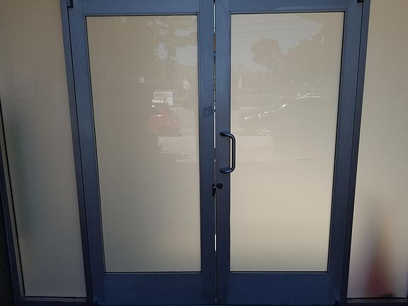 2nd image of 11222 Moorpark St #236