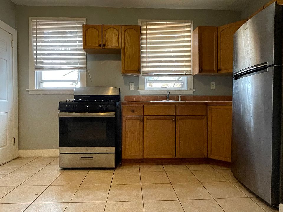 1st image of 418 Prospect St #19E