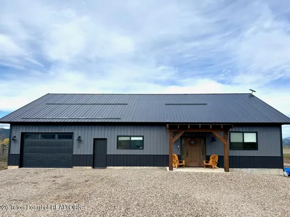 123 E Circle Dr, Thayne, WY 83127