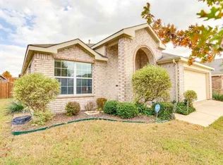 9052 Heartwood Dr, Fort Worth, TX 76244
