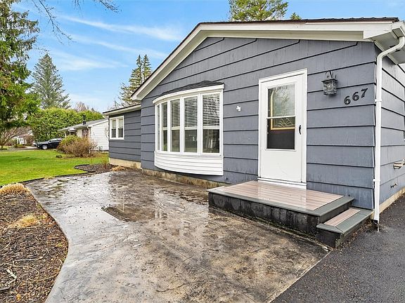 3rd image of 667 Hard Rd