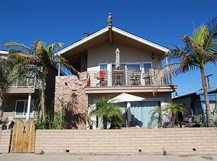 115 42nd St APT A, Newport Beach, CA 92663