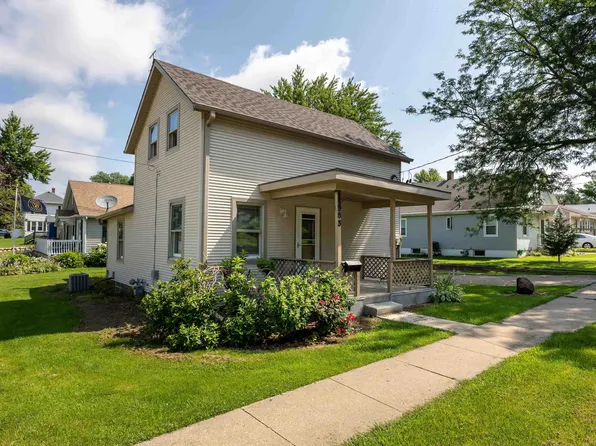 1903 6th St, Monroe, WI 53566