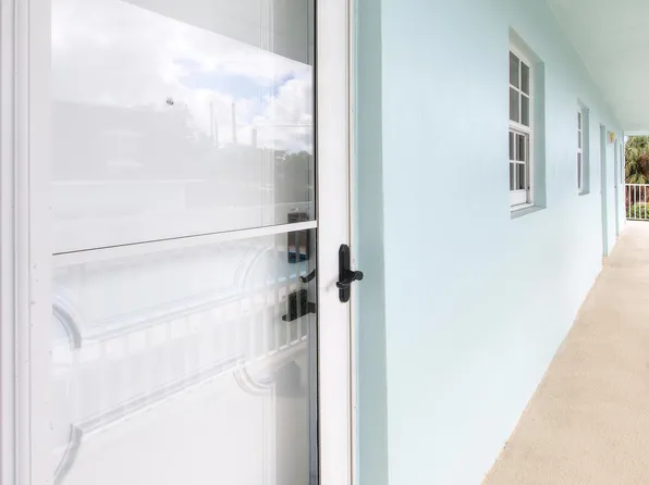 1901 Indian River Blvd, Vero Beach, FL