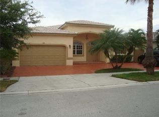 8991 NW 145th Ln, Miami Lakes, FL 33018