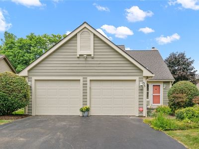 25 E Pointe, Fairport, NY, 14450