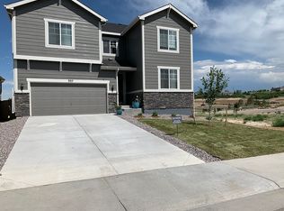 937 White Leaf Cir, Castle Rock, CO 80108