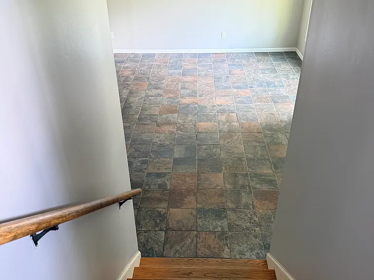 3316 Crown Crest Rd — Photo 11