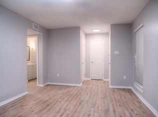 5574 Apple Blossom Dr, Memphis, TN 38115