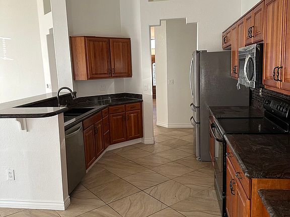 3rd image of 3941 W Jasper Dr