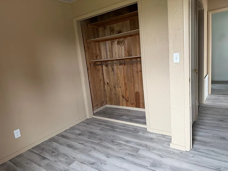 713 S Billings Blvd — Photo 10