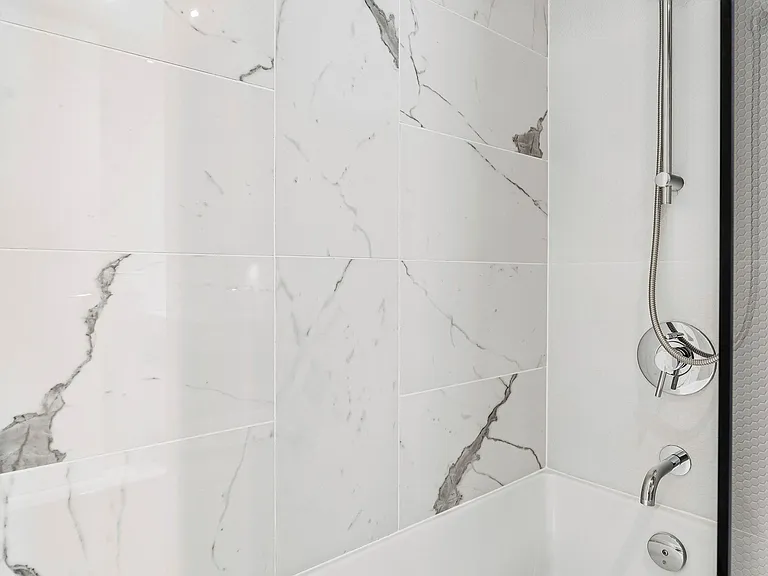 11 Yorkville Ave #5709 — Photo 42