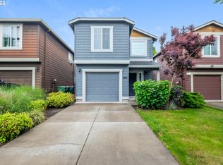482 S Donna Dr, Newberg, OR 97132