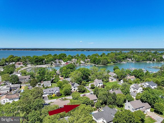 5th image of 102 Jacks Point Rd