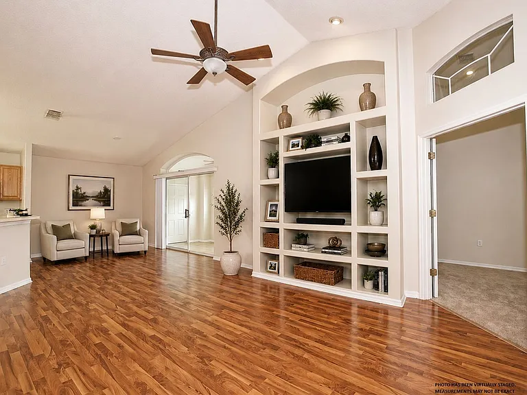 132 Azalea Dr — Photo 3
