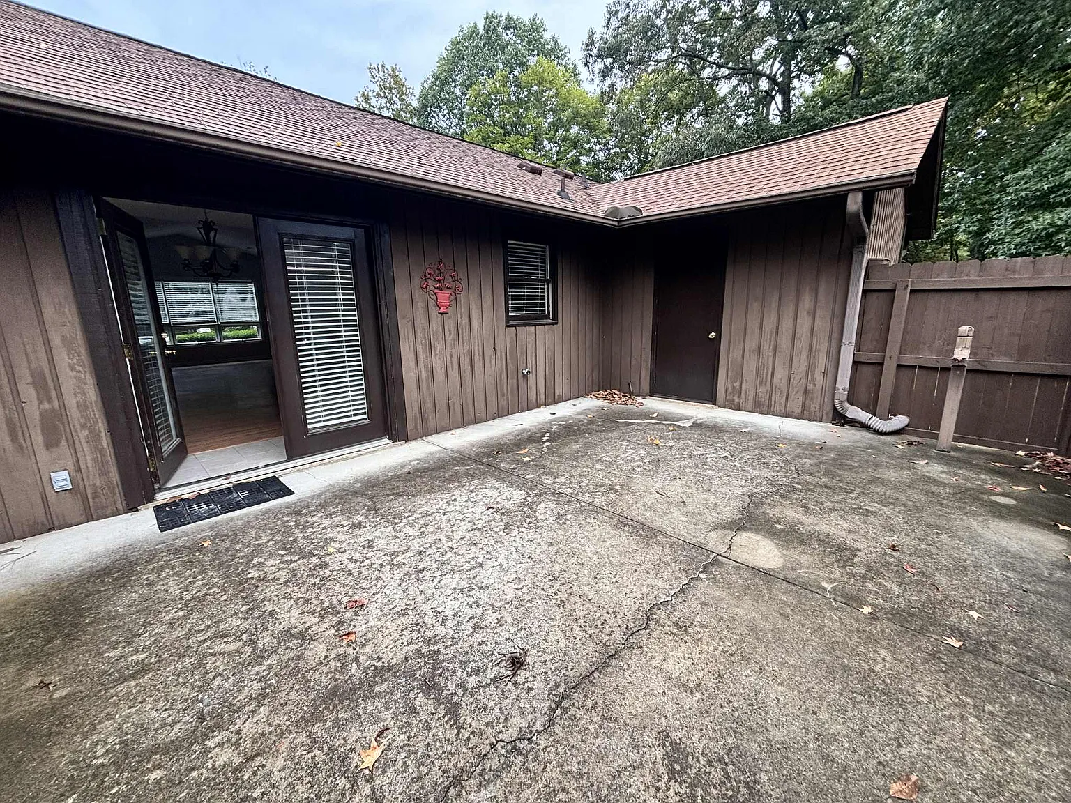 3 bed, 1450 sqft, $1,650 — Photo 2