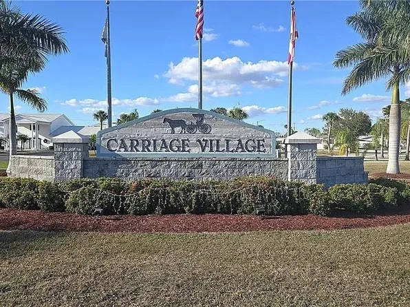 216 Captains Walk, North Fort Myers, FL 33917