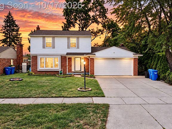 2nd image of 4728 Stilwell Dr