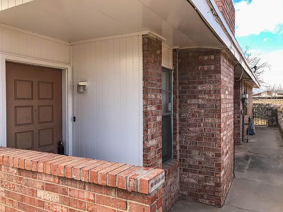 3rd image of 2905 Beachcomber Dr #B