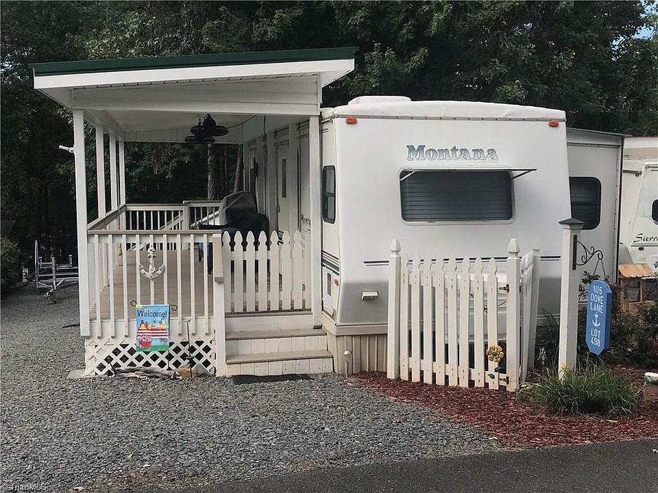 1st image of 105 Dove Ln