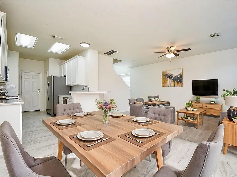 5607 Stonecloud Ln — Photo 10