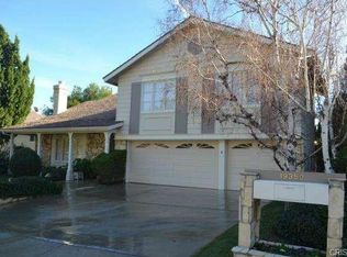 19350 Vista Grande Way, Porter Ranch, CA 91326