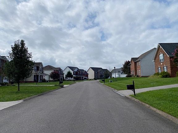 4th image of 7508 Ashton Pointe Ln