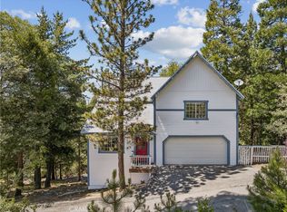 975 Teakwood Dr, Lake Arrowhead, CA 92352