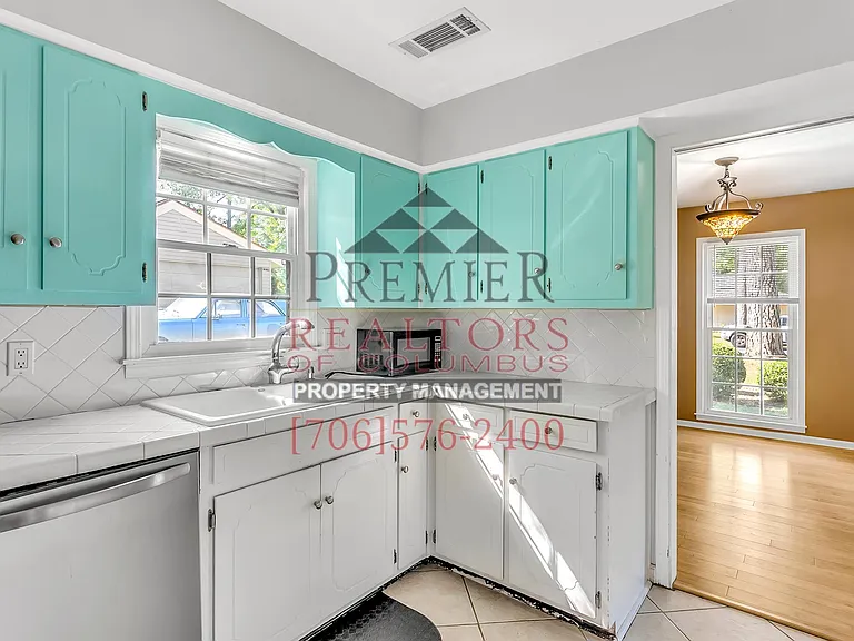 4668 Northgate Dr — Photo 13