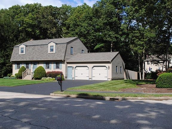 2nd image of 19 Juniper Hill Dr
