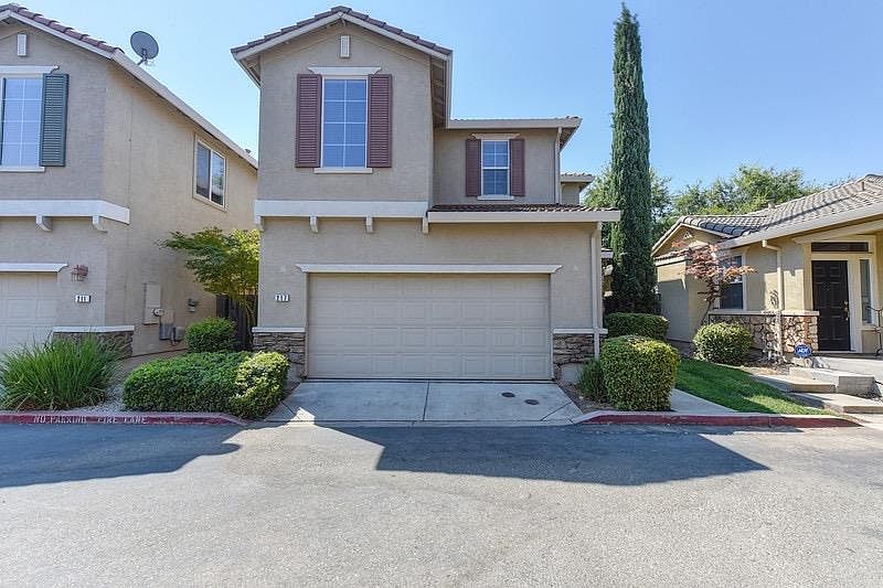 1st image of 217 Dragonfly Cir