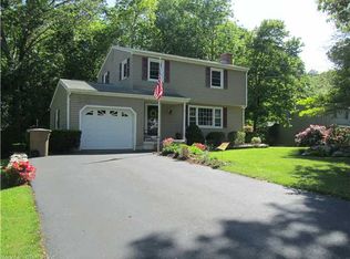 8 Patrick Pl, Niantic, CT 06357